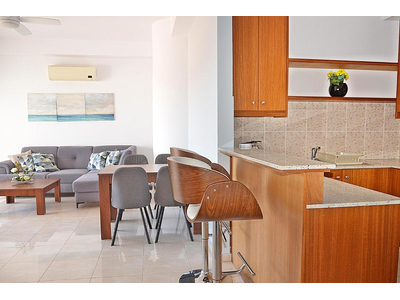 1 Bedroom Sea View Apartment in Town Centre Larnaca