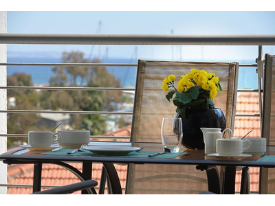 1 Bedroom Sea View Apartment in Town Centre Larnaca