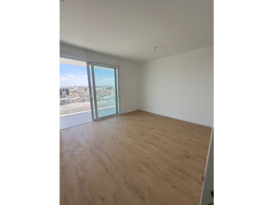 Key Ready Top-Floor 3-Bedroom Apartment with Communal Pool for Sale
