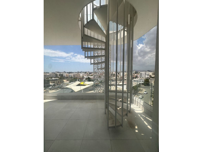 Key Ready Top-Floor 3-Bedroom Apartment with Communal Pool for Sale