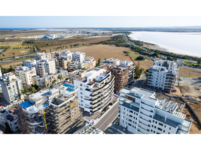 3 Bedroom Penthouse with Roof Garden and Private Pool