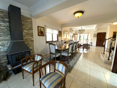 4 Bedroom Detached House
