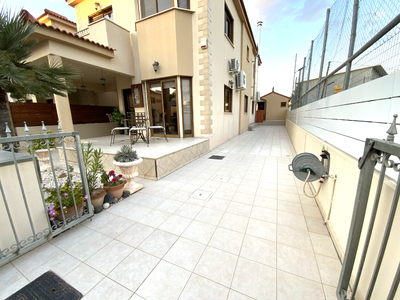 4 Bedroom Detached House
