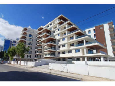 2-bedroom Whole Floor Apartment near Mackenzie Beach in Larnaca