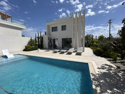 3 Bedroom Fully Furnished Villa with Private Pool for Sale in Protaras in Famagusta