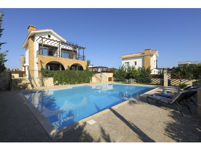 5 bedrooom Beach Villa in Ayia Thekla for Sale in Famagusta
