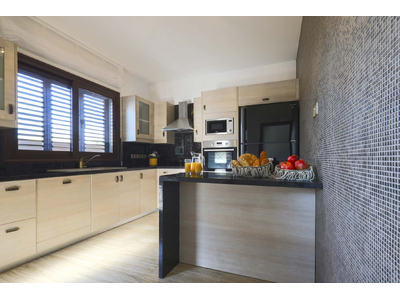 5 bedrooom Beach Villa in Ayia Thekla for Sale