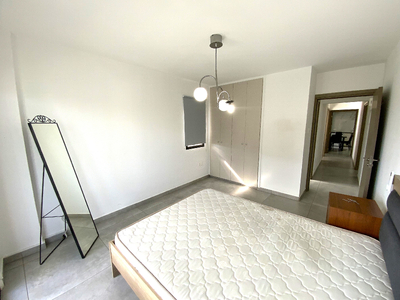 3 Bedroom Flat in Spyrou Kyprianou for Rent