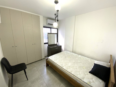 3 Bedroom Flat in Spyrou Kyprianou for Rent
