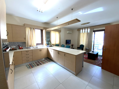 4 bedroom top floor duplex apartment 