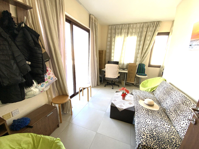 4 bedroom top floor duplex apartment 