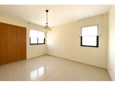 Unique 3 bedroom Penthouse plus large office with separate entrance in Town Center