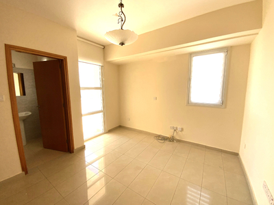 Unique 3 bedroom Penthouse plus large office with separate entrance in Town Center
