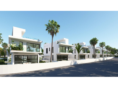 3-bedroom House with Pool for Sale in Pyla