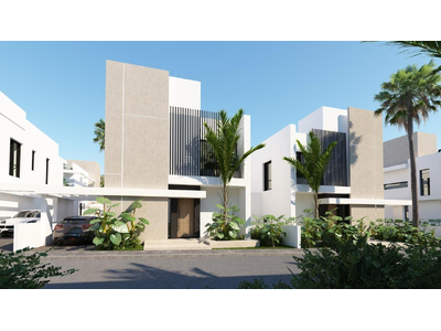 3-bedroom House with Pool for Sale in Pyla