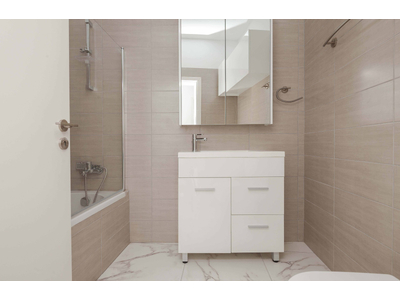 3 Bedroom Penthouse with Roof Garden for Rent in Chrysopolitissa