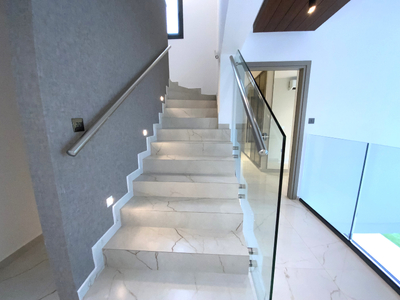 5-bedroom Luxury Villa For Sale 