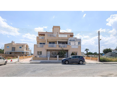 Three-Bedroom Apartment in Kiti, Larnaka