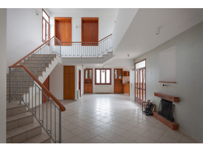5 Bedroom Detached House For Rent in Agios Dometios
