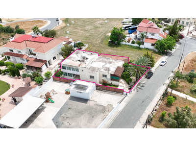 Three-Bedroom House in Dali, Nicosia
