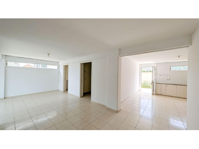 Three-Bedroom House in Dali, Nicosia