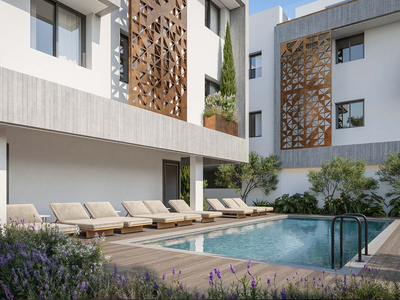 2-Bedroom Penthouse in Livadia For Sale