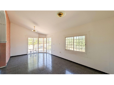 Three-Bedroom House in Parekklisia, Limassol