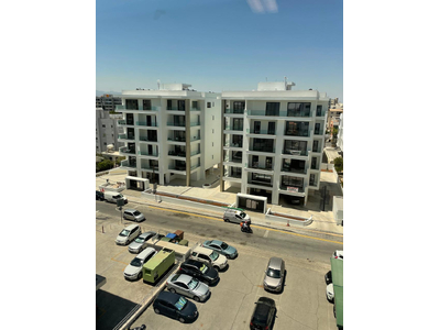 3-bedroom Top Floor Apartment for Sale in Strovolos