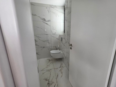 3-bedroom Top Floor Apartment for Sale in Strovolos