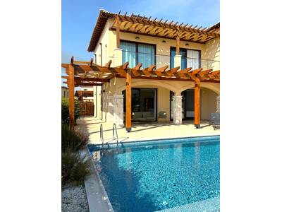 3-bedroom Superior Villa with Pool in Kouklia for Sale