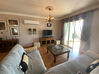 2-bedroom Apartment in Agios Nicolaos for Rent in Larnaca
