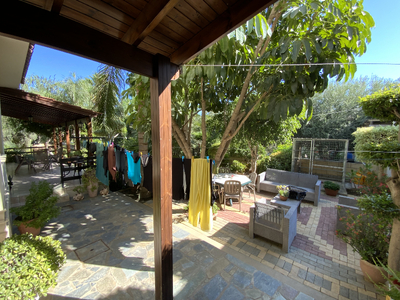 4 Bedroom Detached House for Sale in Livadia