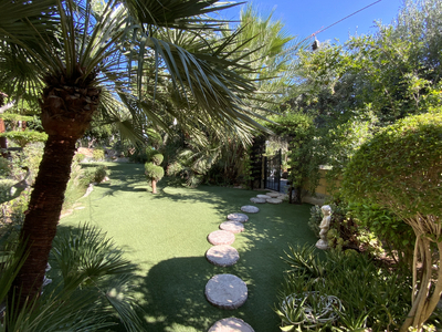 4 Bedroom Detached House for Sale in Livadia