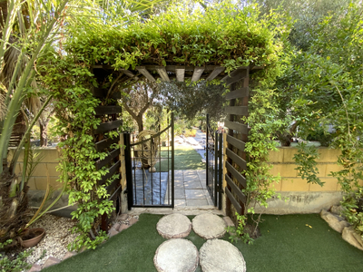4 Bedroom Detached House for Sale in Livadia