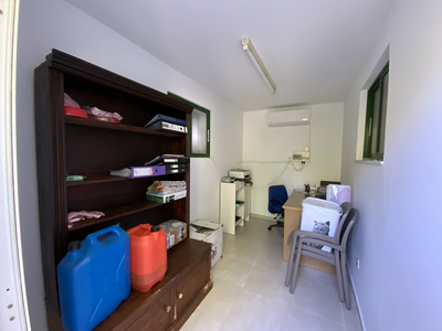 4 Bedroom Detached House for Sale in Livadia