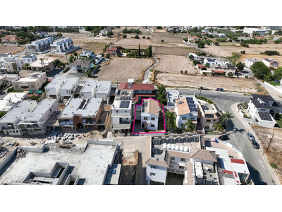 Three-Bedroom semi-detached house in Pera Chorio, Nicosia in Nicosia