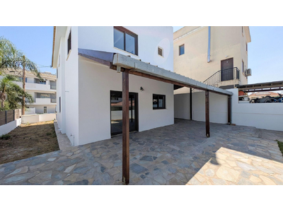 Three-Bedroom semi-detached house in Pera Chorio, Nicosia