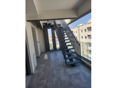 Penthouse for Exchange for Plot in Chrysopolitissa
