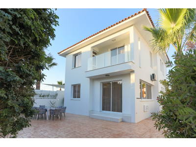 3-Bedroom Pool Villa in Protaras for Rent