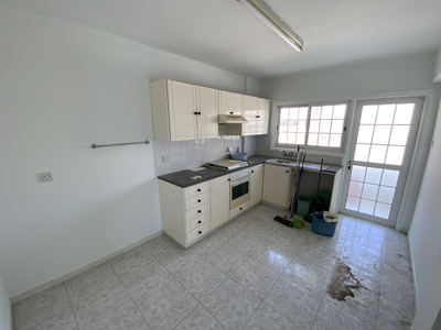 2-Bedroom Apartment for Sale in Town Center - Makariou 