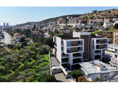 3-Bedroom Penthouse with Roof Garden for Sale in Germasogeia