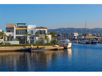 3-Bedroom Villa for Sale in Limassol Marina in Limassol