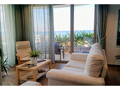 2-bedroom Seaview Apartment in Makenzy for Sale