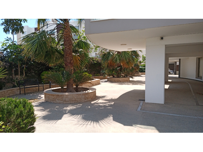 2-bedroom Seaview Apartment in Makenzy for Sale