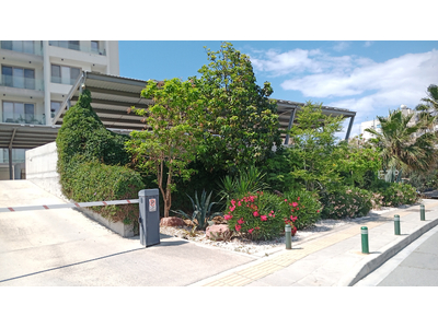 2-bedroom Seaview Apartment in Makenzy for Sale