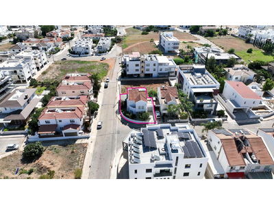 Four-Bedroom House with attic in Lakatamia, Nicosia