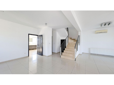 Four-Bedroom House with attic in Lakatamia, Nicosia
