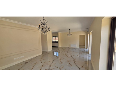 4 Bedroom House with Swimming Pool for Rent in Souni