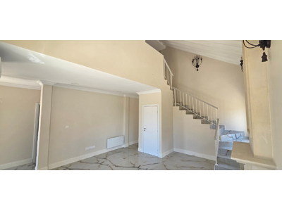 4 Bedroom House with Swimming Pool for Rent in Souni