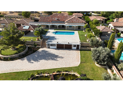 4 Bedroom House for Sale in Souni